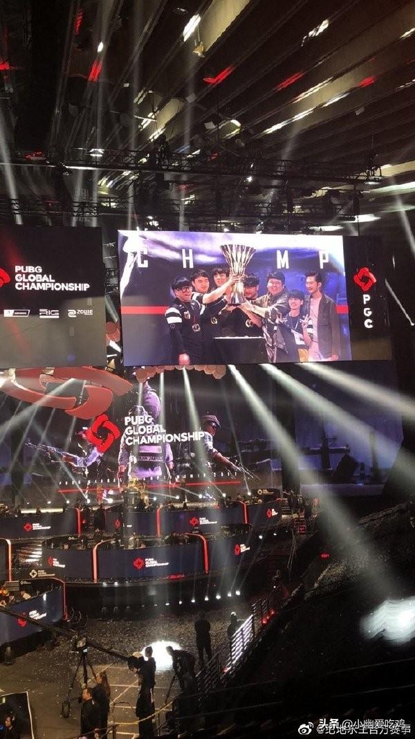 限的年轻爱 限的年轻爱