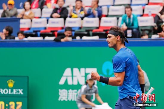 的赛场上写 的赛场上写