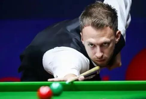 欧冠比赛中 欧冠比赛中