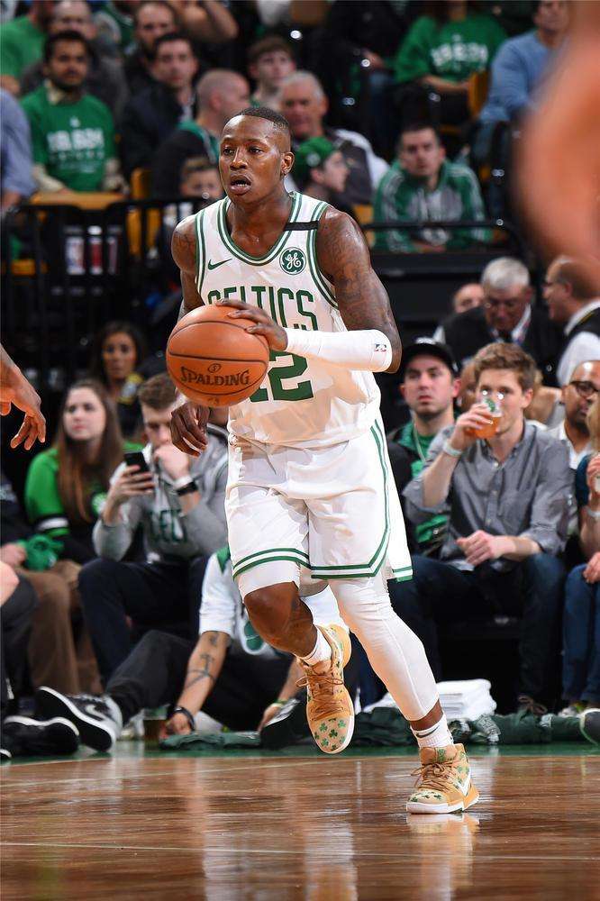 有的甚至延 有的甚至延